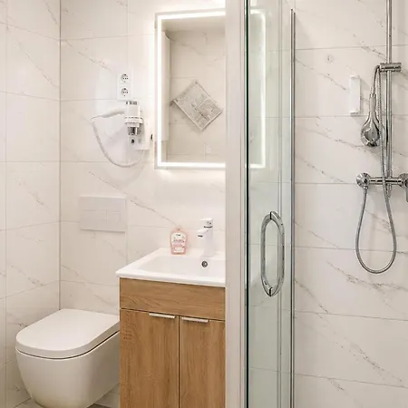 Apartamento Amazing In Tribunj With Wifi *